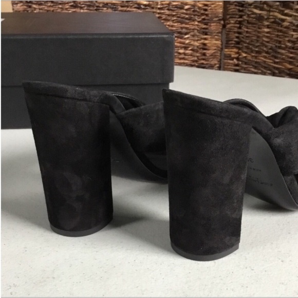 SAINT LAURENT - Picture 10 of 16